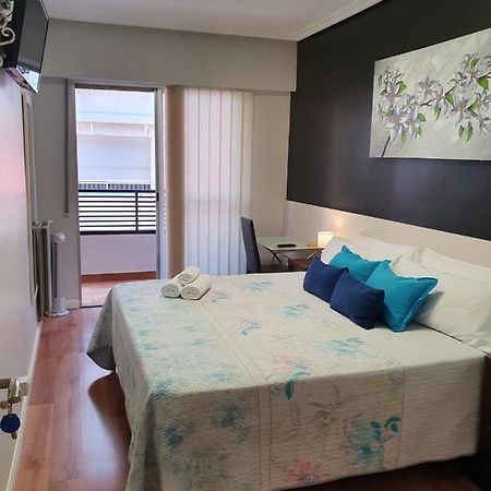 Pension El Espolon Logroño Exteriör bild