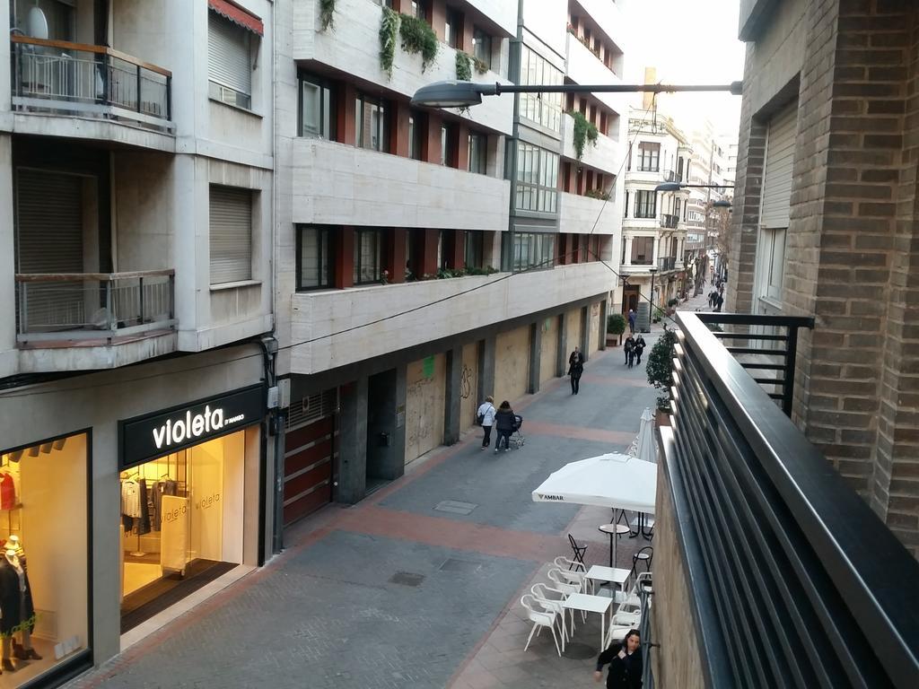 Pension El Espolon Logroño Exteriör bild